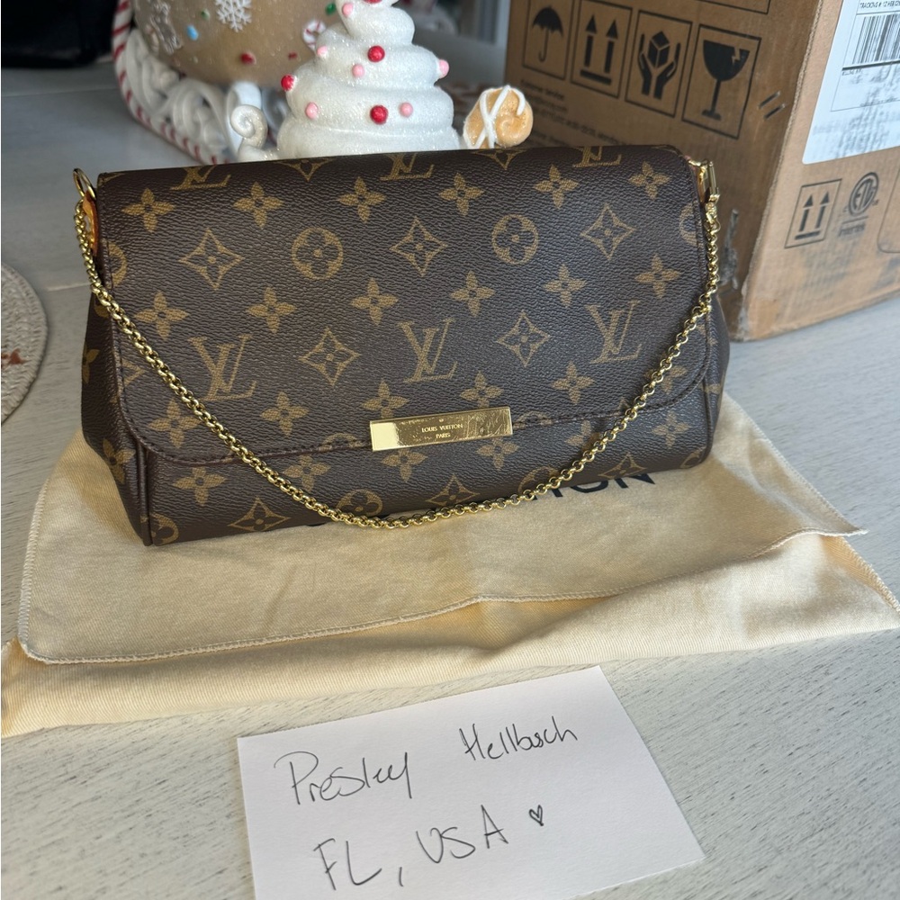 Louis Vuitton Favorite MM